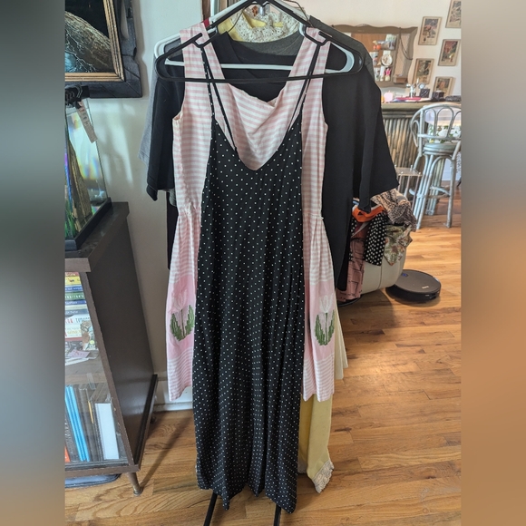 Old Navy Dresses & Skirts - Old Navy Black & White Polka Dot Spaghetti Strap Dress Size Small